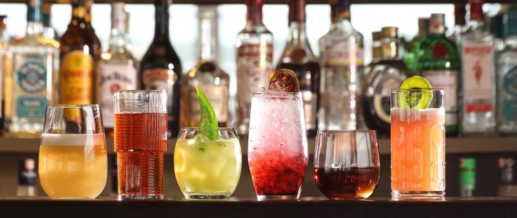 The Impact of Glassware on Drink Presentation and Sales